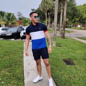 Meet your Posher, Eberto